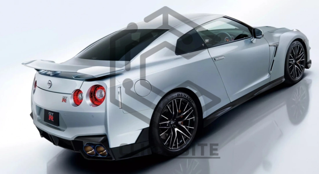 Nissan GT-R Premium Edition